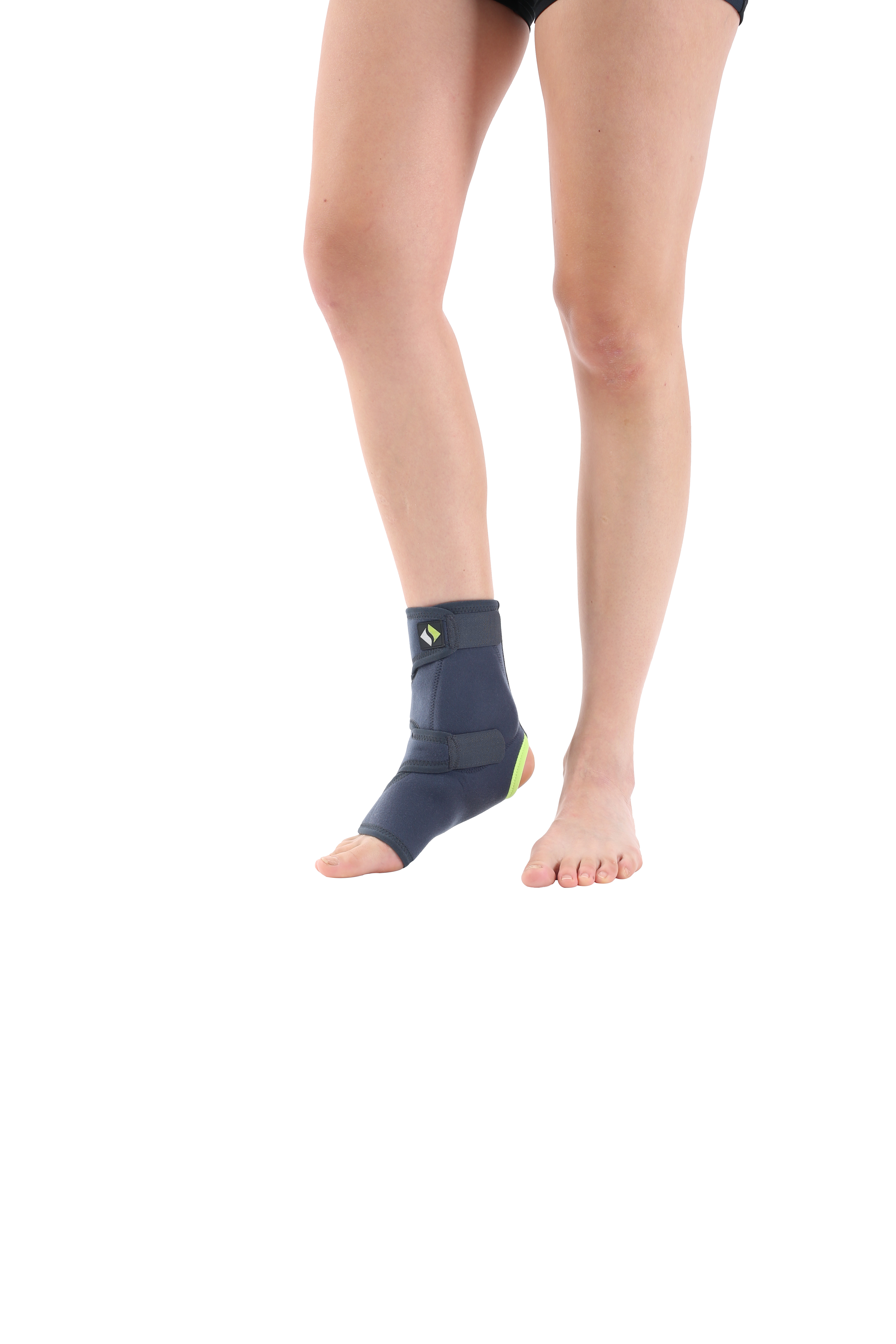 ERSA 214 Ankle brace with plastic inserts